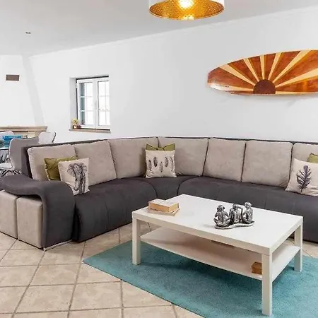 Nuvem Cristina Casa Com Piscina Privativa Obidos Olho Marinho
